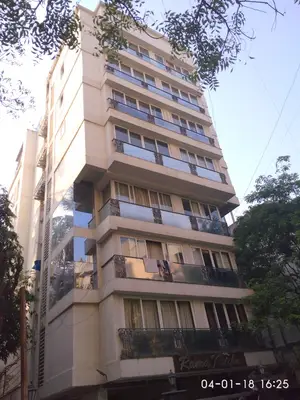 2 BHK Flats on Rent in Rama Krishna, Khar West