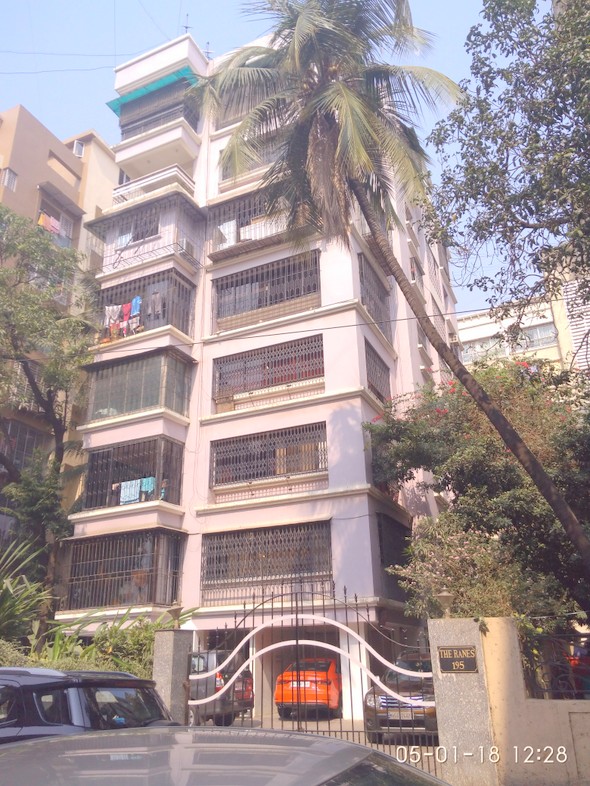 The Ranes, Khar West
