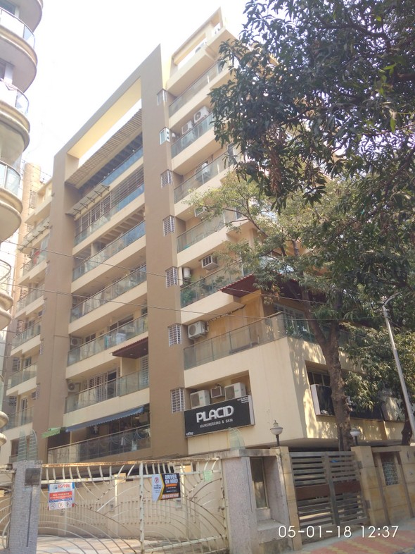 Office Unfurnished in Prem Jeevan , Khar West