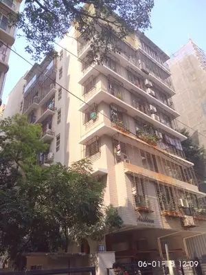 2 BHK Flats on Rent in Ashiana, Khar West