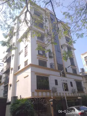 4 BHK Flats on Rent in 17 golf link, Khar West