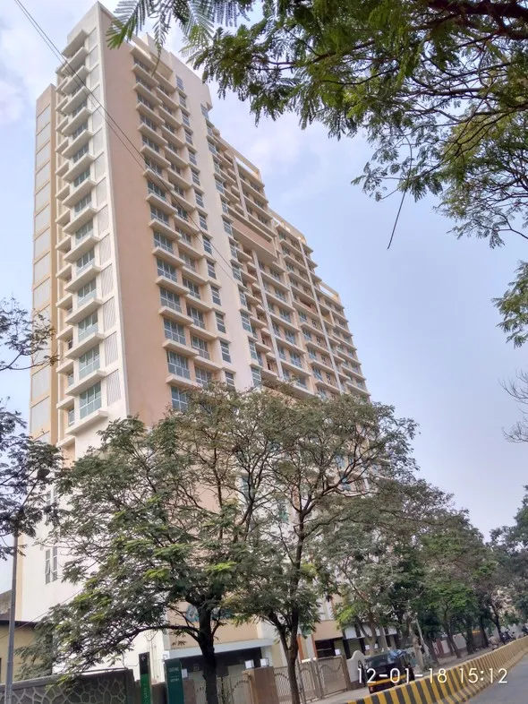 2 BHK Flats for Sale in Nahar Cayenne, Powai