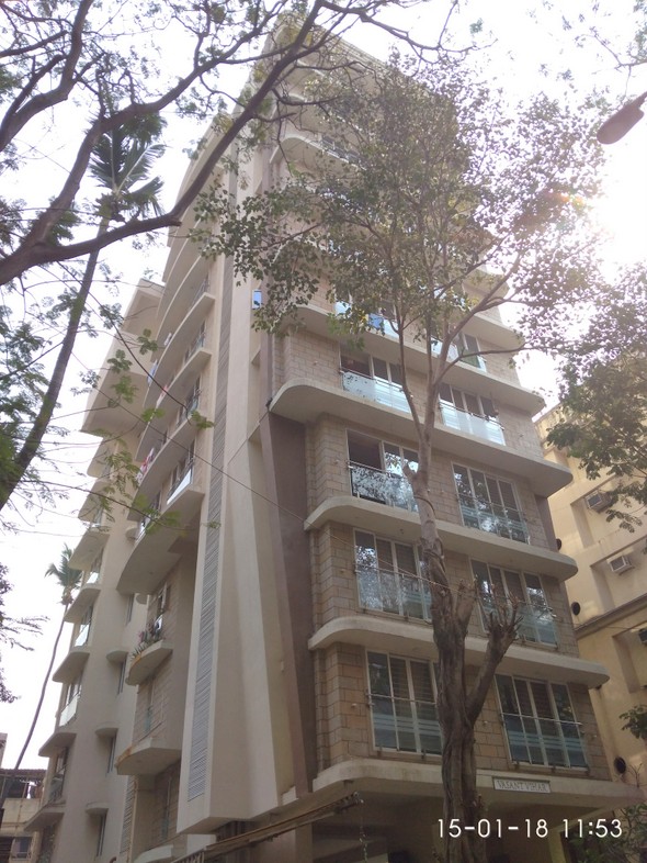 3 BHK Semi Furnished in Vasant Vihar , Khar West