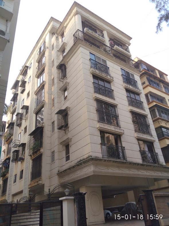 3 BHK Shivraj Classique Loc 12, Khar West — for Rent