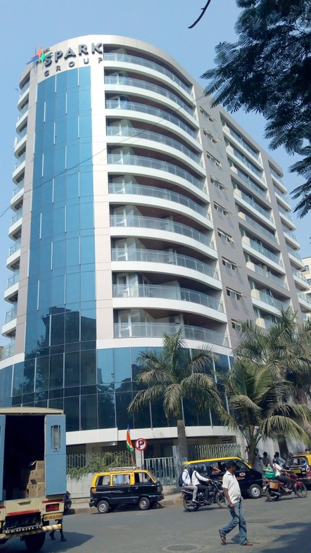4 BHK Un Furnished in Desai Oceanic , Worli