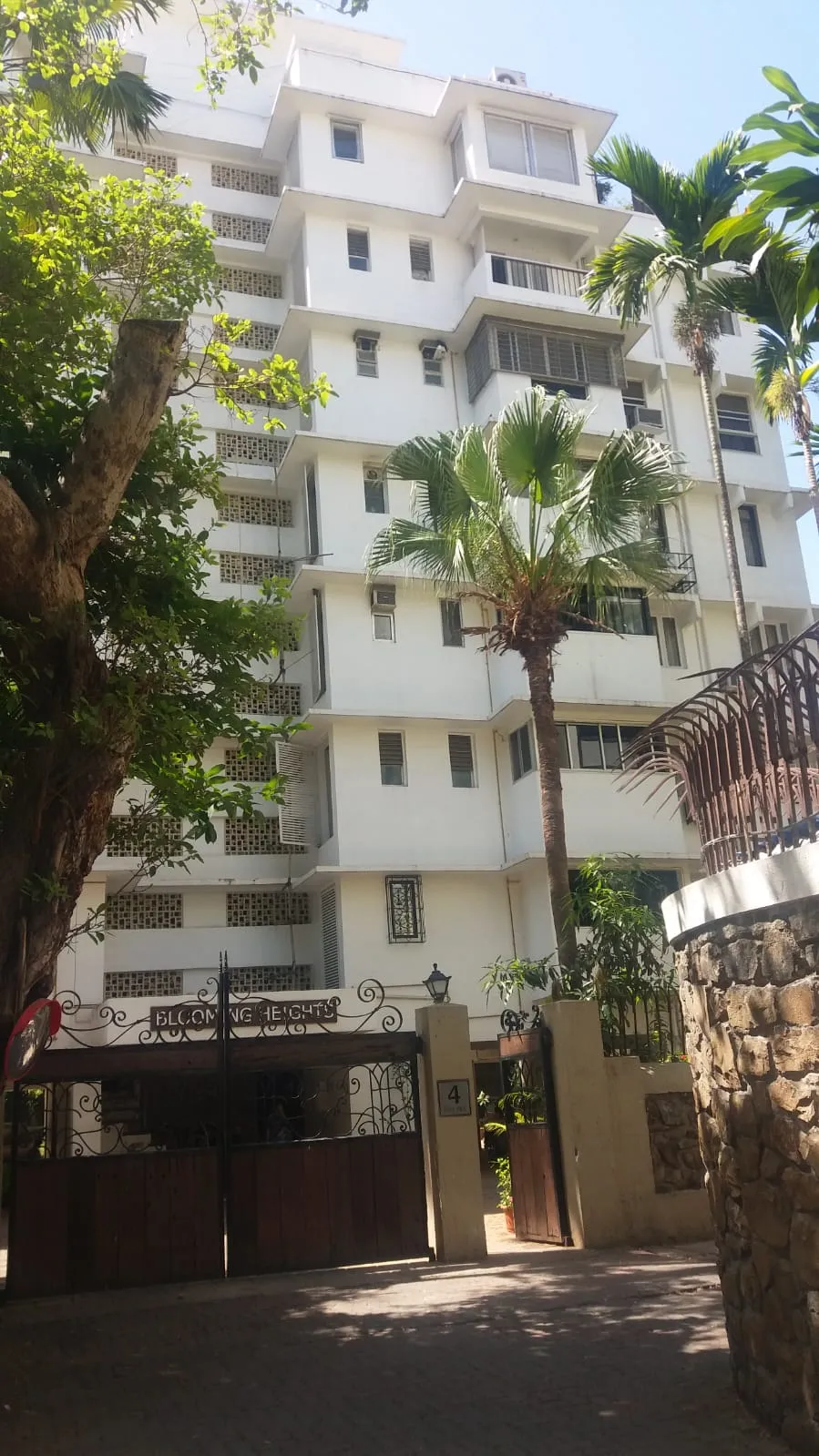 3 BHK Flats on Rent in Blooming Heights, Bandra West