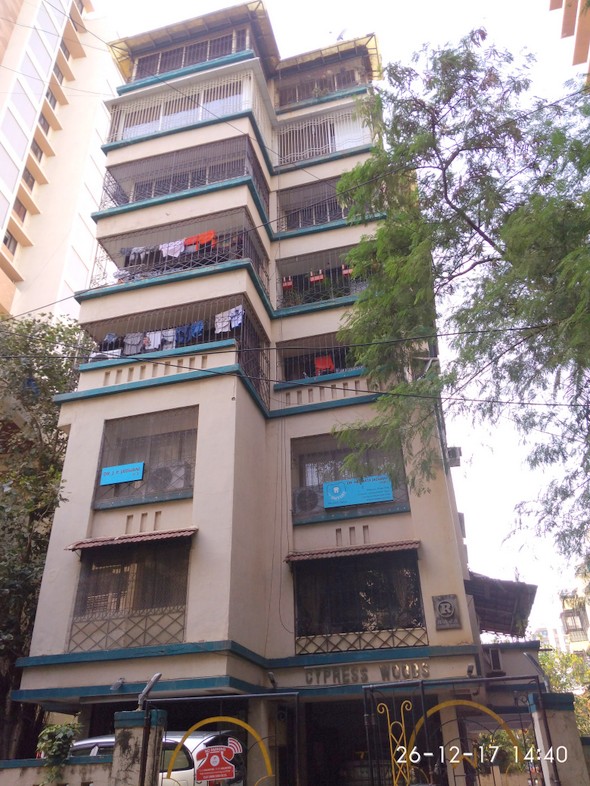 3 BHK Flats for Sale in Cypress Woods, Bandra West