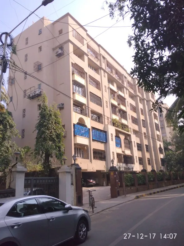 4 BHK Flats on Rent in Eden Roc, Bandra West