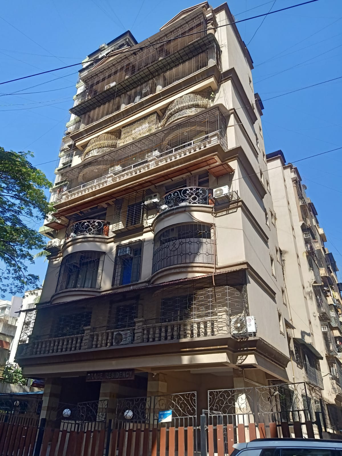 3 BHK Flats for Sale in Grace Residency, Bandra West