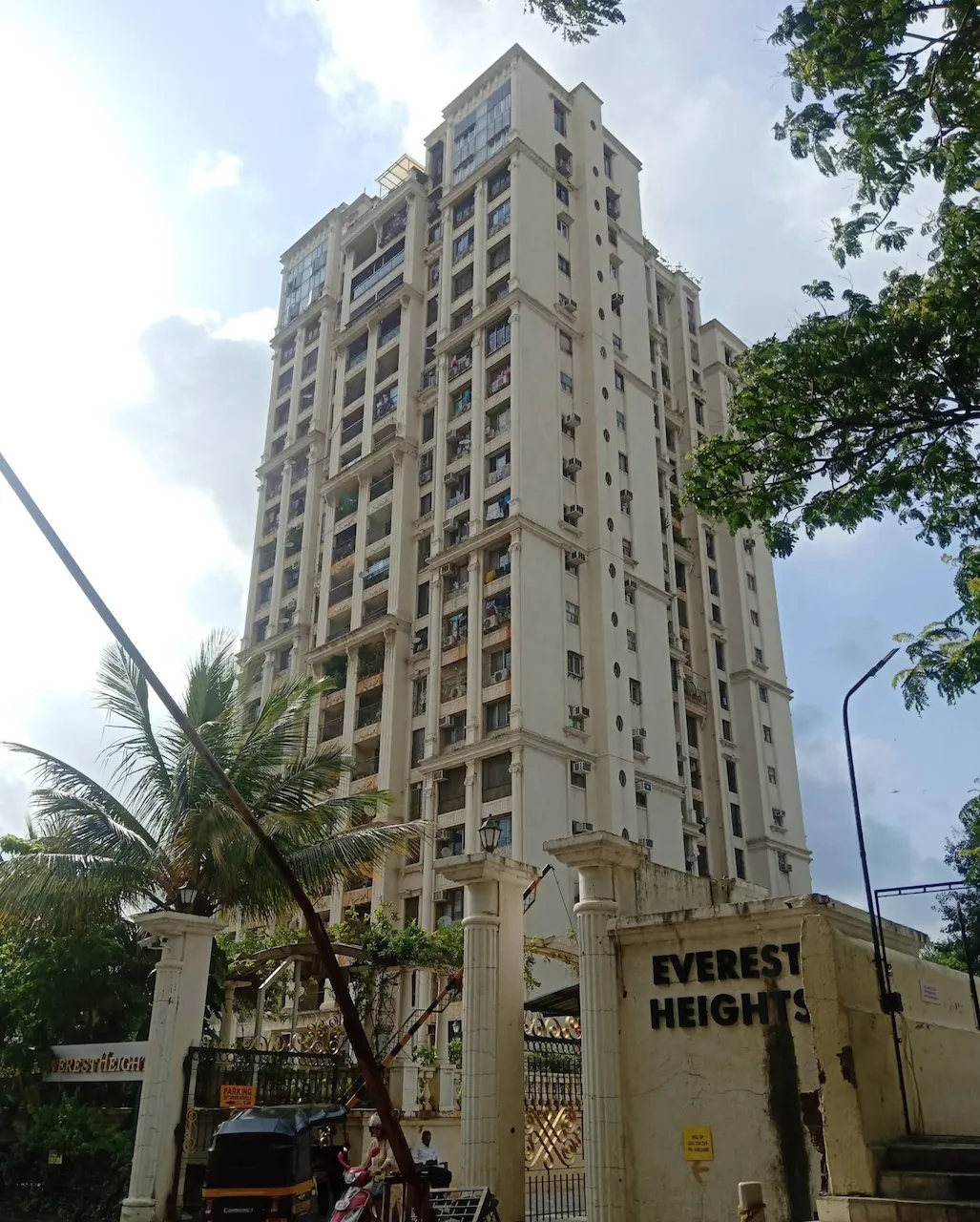 3 BHK Everest Heights, Powai — for Rent