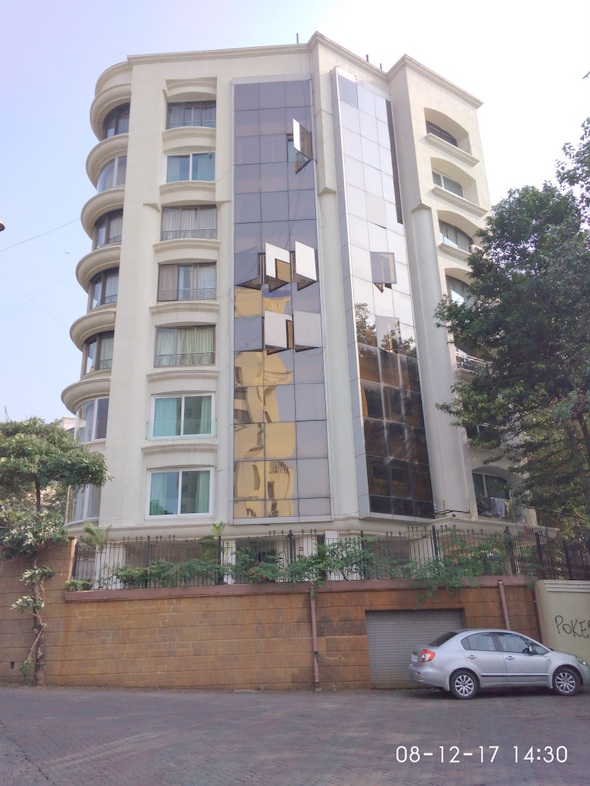 4 BHK Summer Trinity, Worli — for Rent