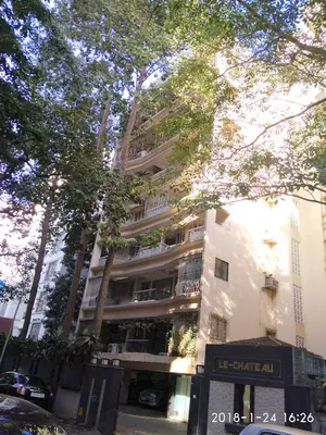 4BHK Flats for Sale in Le Chateau, Santacruz