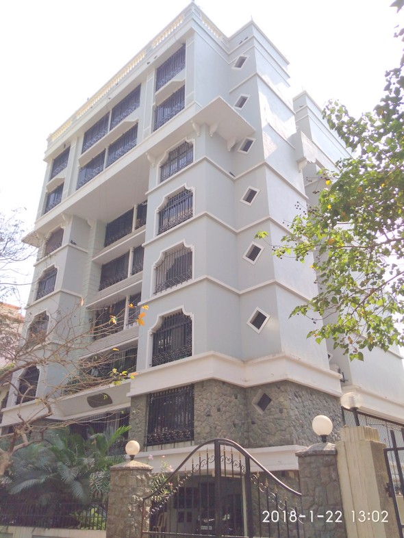 Genesis, Santacruz West