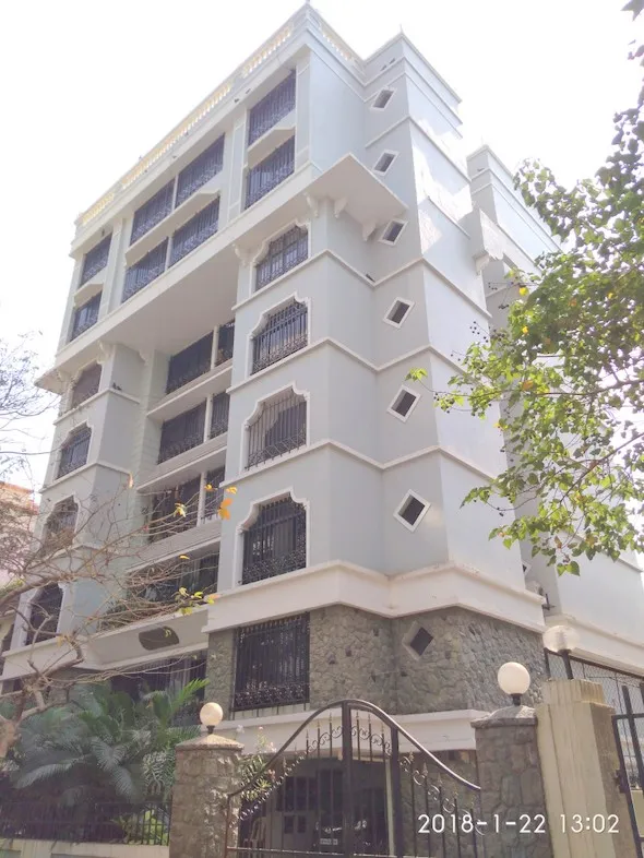 2 BHK Flats for Sale in Genesis, Santacruz West