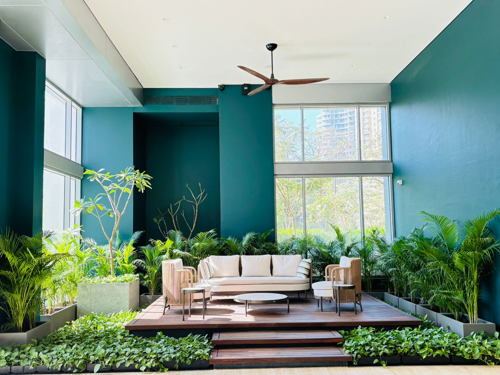 3 BHK Semi Furnished in Oberoi Sky City , Borivali East - Photo 4