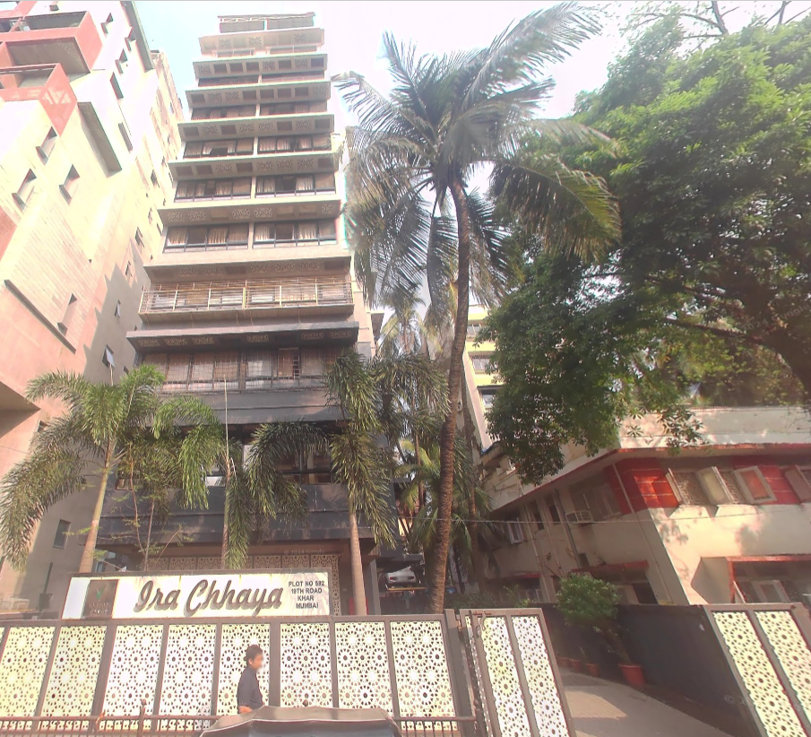 2 BHK Flats for Sale in Ira Chhaya, Khar West
