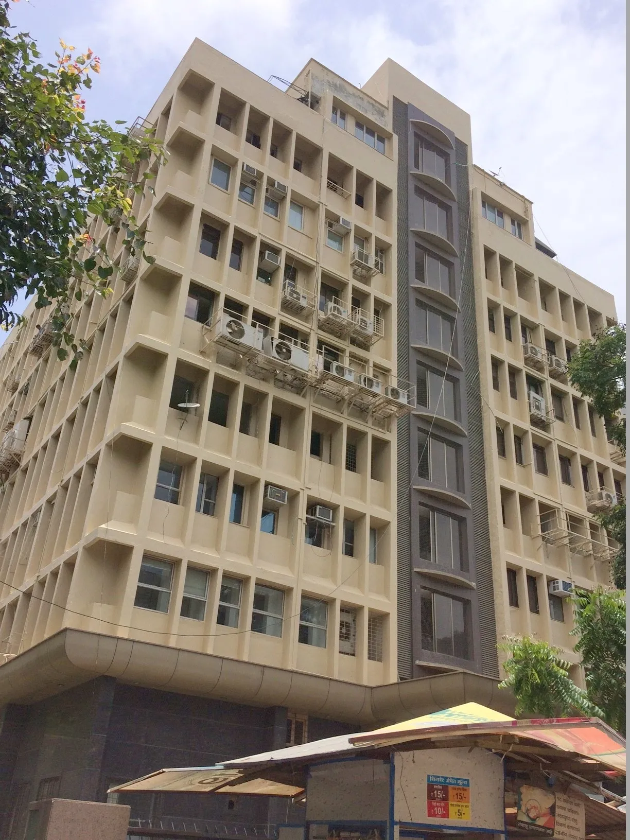 Office Space Offices for Sale in Keshava, Bandra East