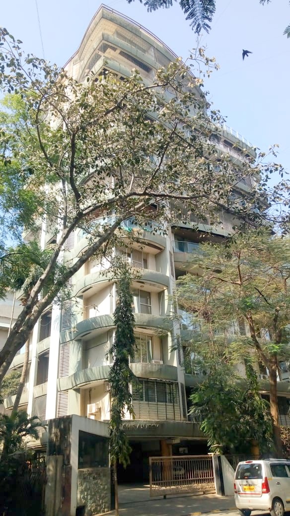 Building - Chiranjeev, Juhu