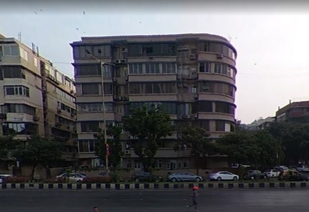Bharat Mahal, Marine Drive