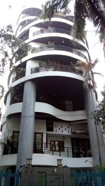3BHK Flats for Sale in Kum Kum, Khar West
