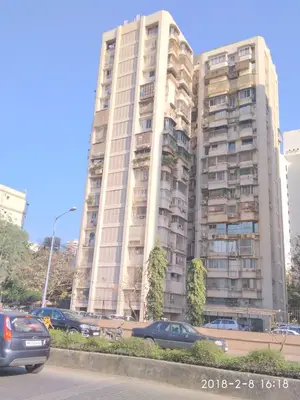 4 BHK Flats for Sale in Movie Tower, Andheri West
