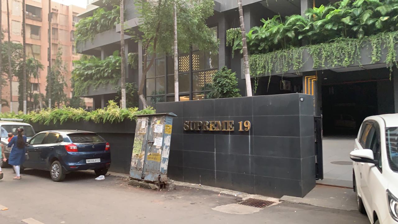 2 BHK Supreme 19, Andheri West — for Rent — photo 7