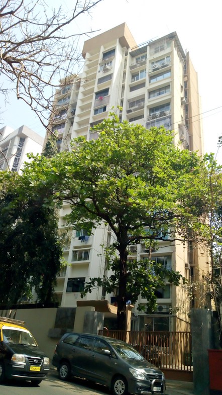 3BHK Semi Furnished in Kalpavriksh , Walkeshwar