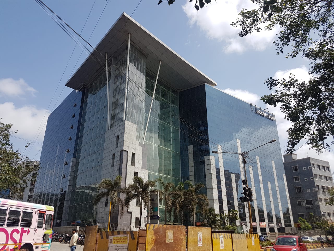 3 Apollo Heights, Khar West — for Sale