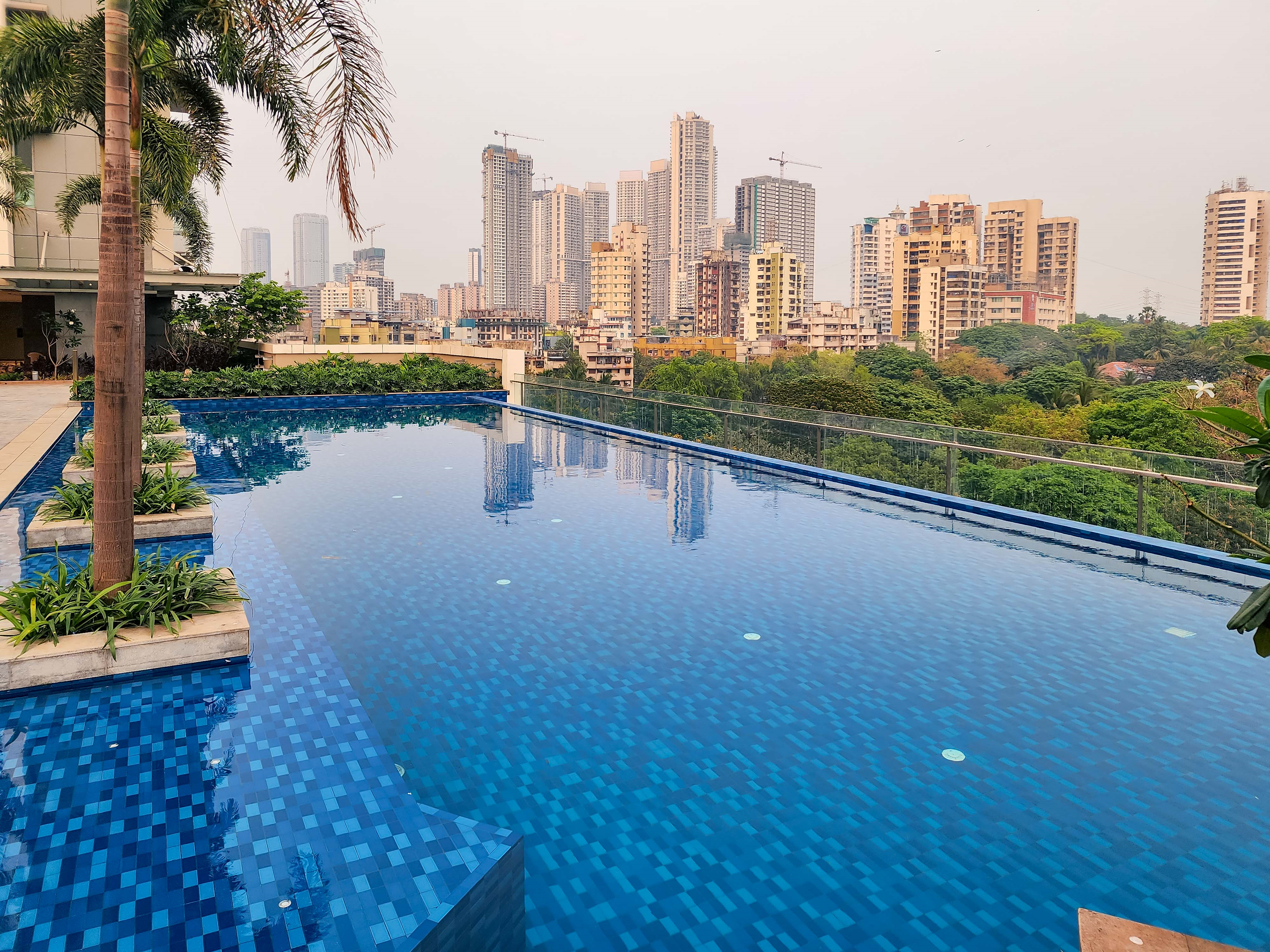 13 - Kalpataru Avana, Parel