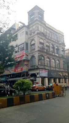 2 BHK Flats on Rent in Pheroze, Bandra West