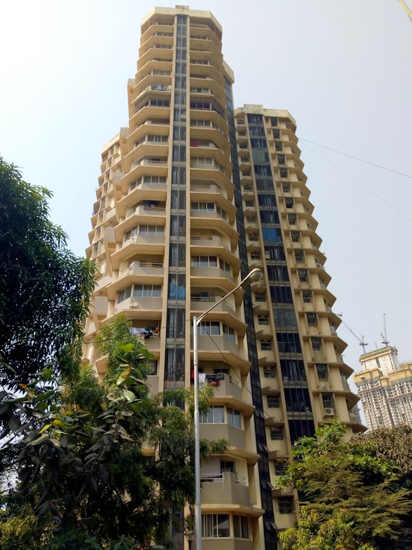 3 BHK Semi Furnished in Sun Palazzo , Lower Parel