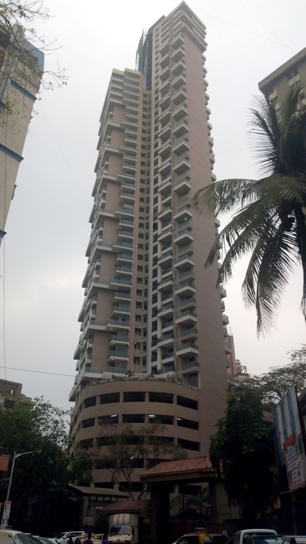 Magnum Tower, Parel
