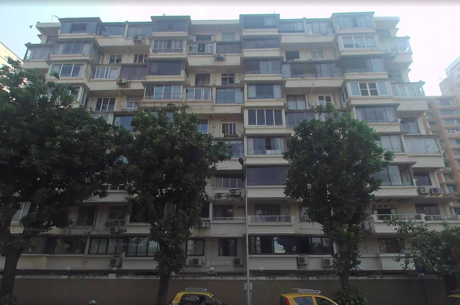 2.5 Sagar Tarang, Breach Candy — for Sale