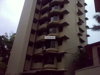 3 BHK Flats for Sale in Solitaire Apartments, Bandra West