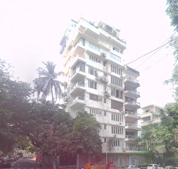3 BHK Semi Furnished in Manavi Apartment , Walkeshwar