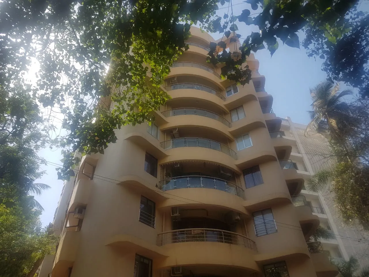 2 BHK Flats on Rent in Iona, Juhu