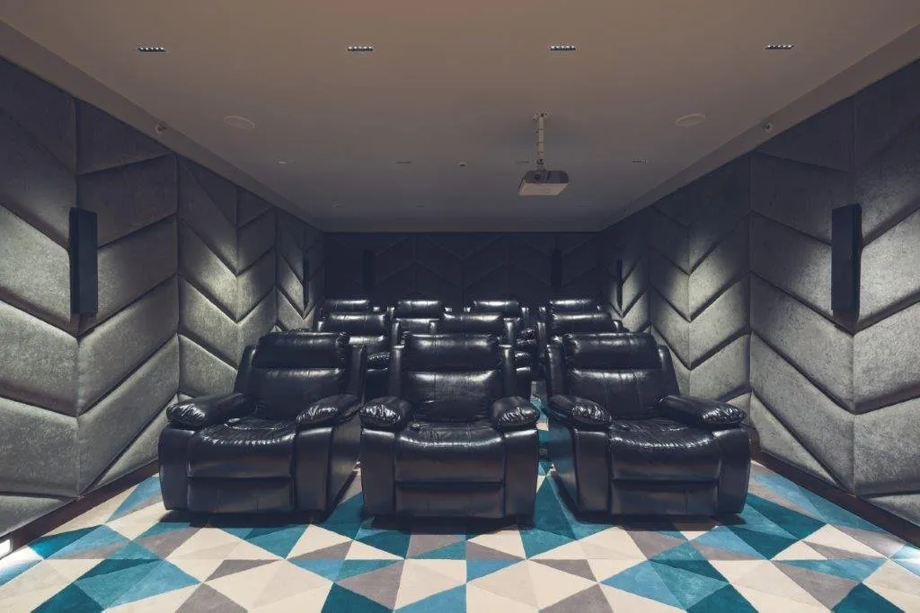 3 BHK Flats on Rent in Kalpataru Solitaire, Juhu