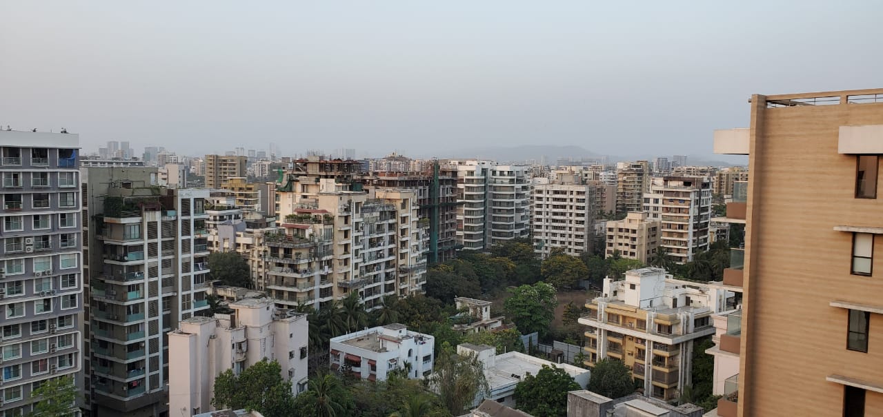 Building18 - Kalpataru Solitaire, Juhu