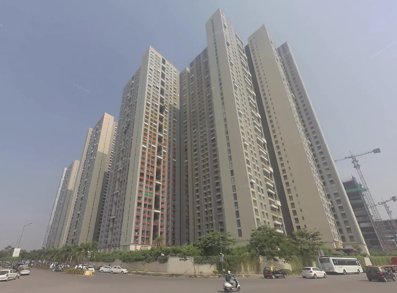 50 - Lodha Estrella, Wadala