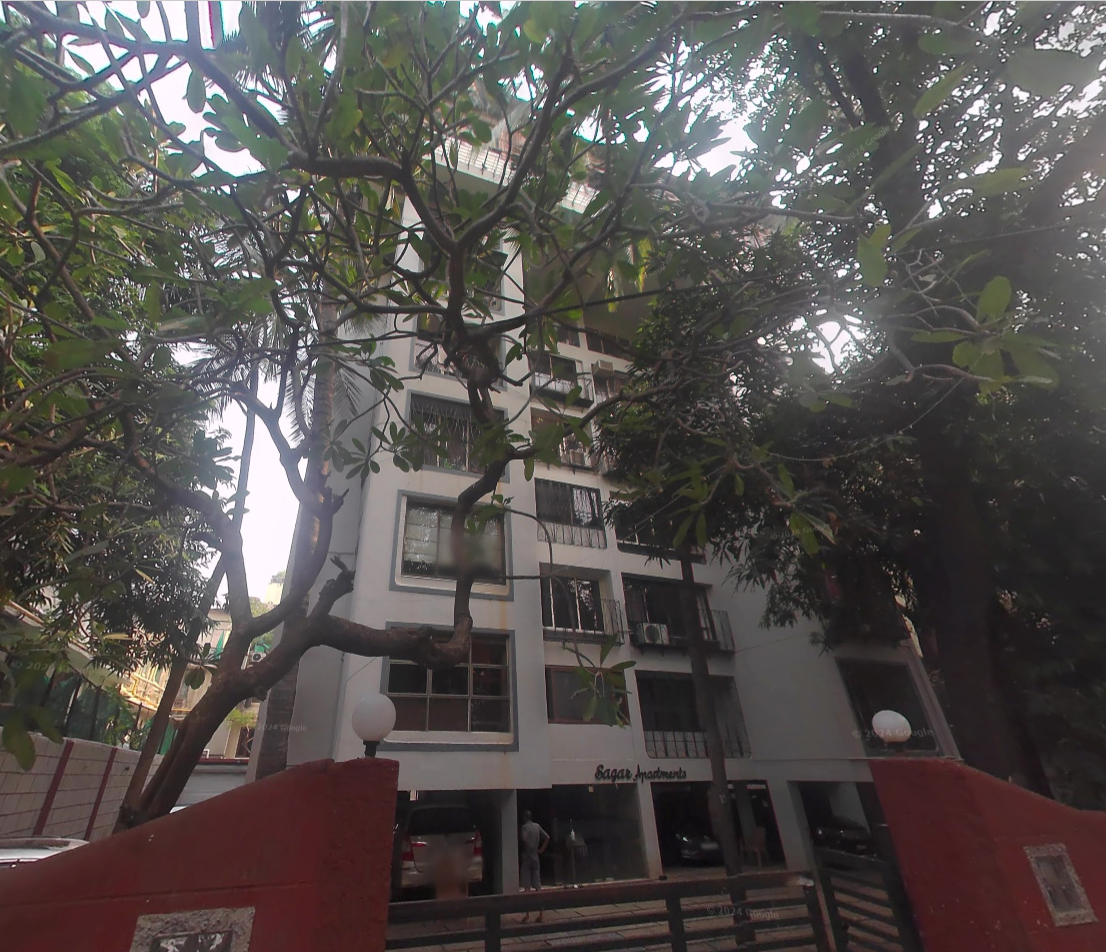 3 BHK Flats for Sale in Sagar Apartments, Khar West