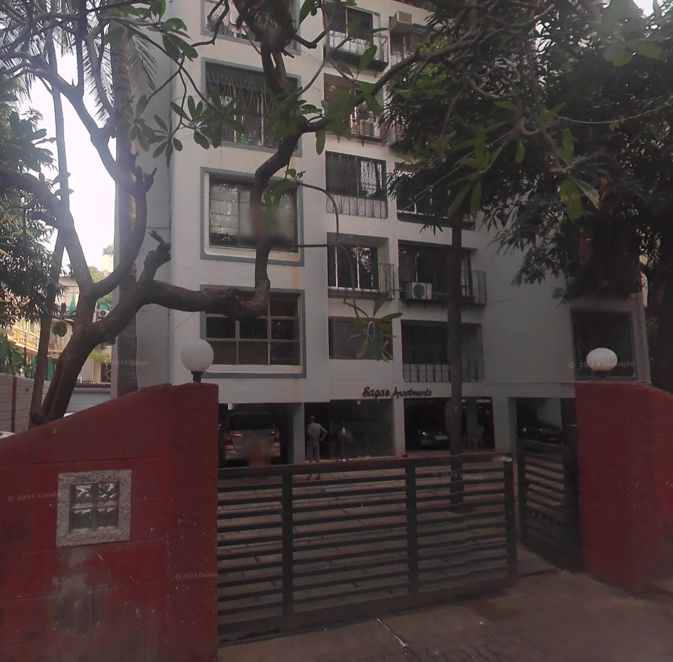 3 BHK Flats for Sale in Sagar Apartments, Khar West