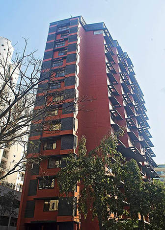 4 BHK Semi Furnished in Flying Carpet , Khar West