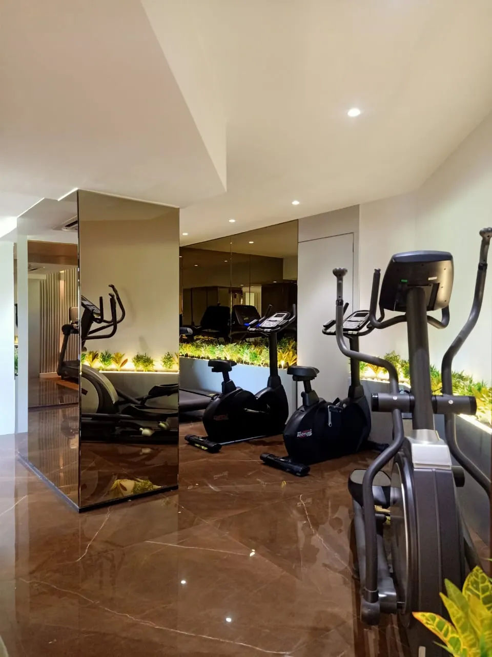 4 BHK Flats for Sale in Ng Eclat, Andheri West