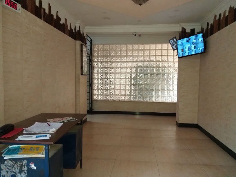 2 BHK Hari Om CHS, Juhu — for Rent