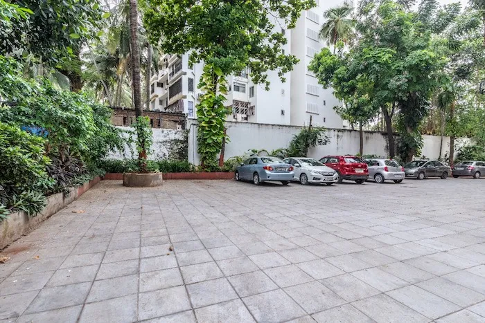 2 BHK Flats on Rent in Amar Tower, Juhu