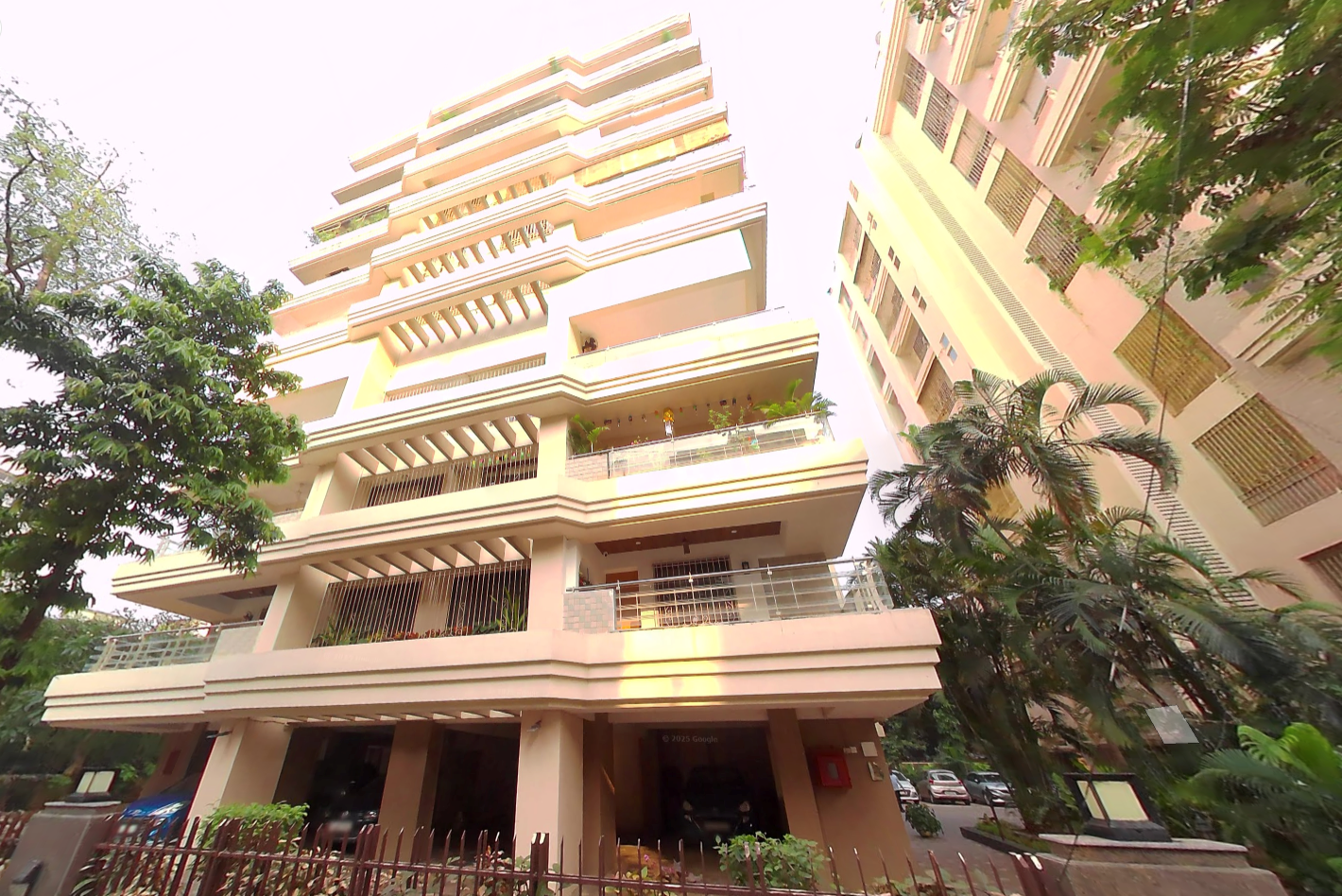 3 BHK Flats for Sale in Deepali , Bandra West