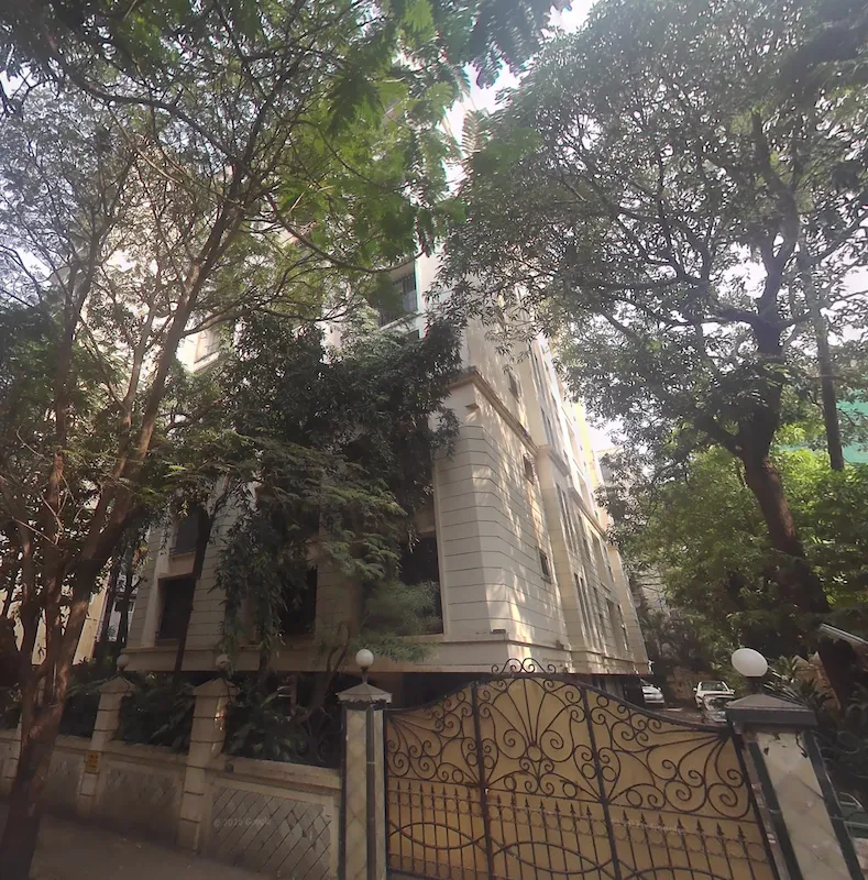 1 - Adibaba, Santacruz West