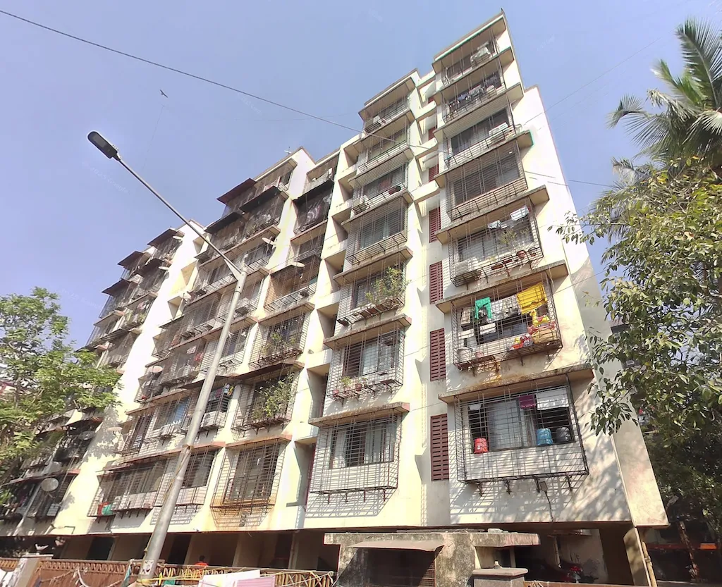 3BHK Semi Furnished in Almeida Ark , Chembur