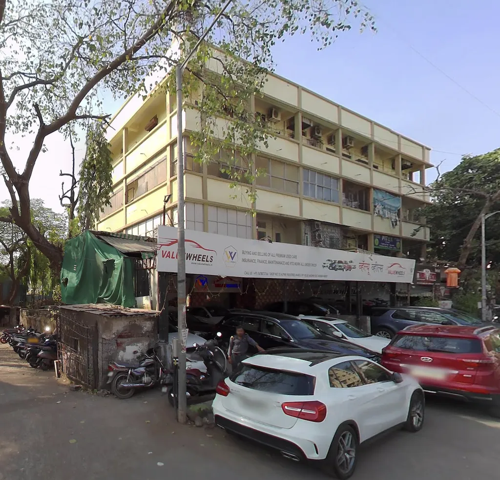Warehouse Alpine Industrial Estate, Andheri East — for Rent