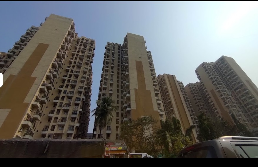 Building1 - Db Ozone, Dahisar East